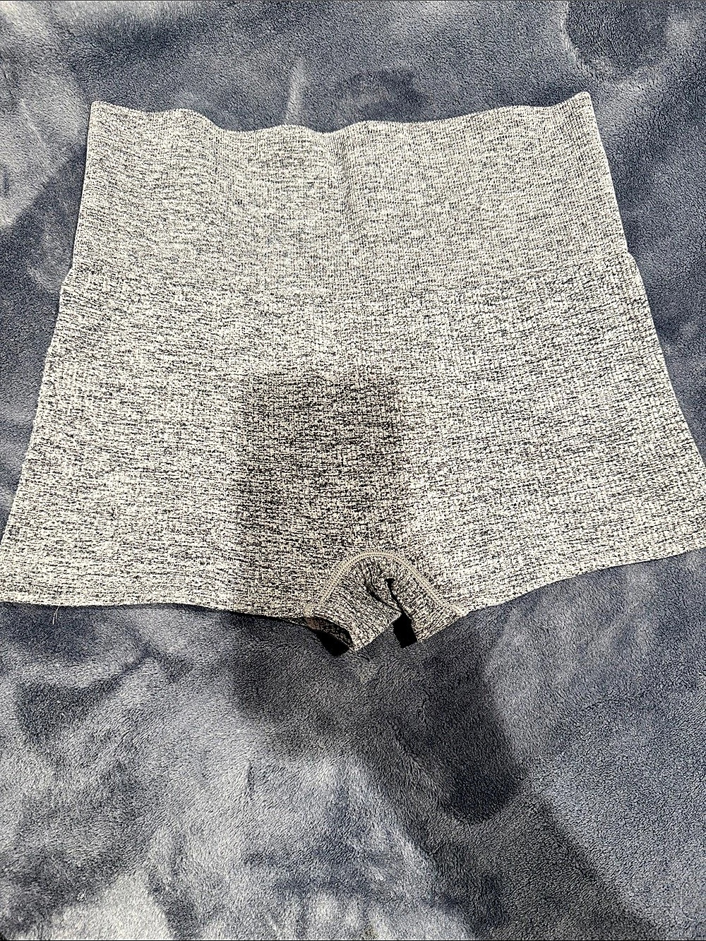 Colsie High Waist Knit Shorts in Gray Size Medium Like New